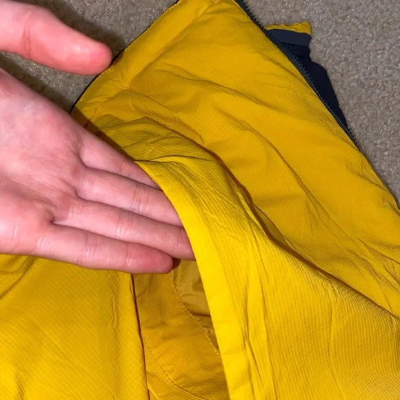EDDIE BAUER FIRST ASCENT, Worn once, REVERSIBLE, puffer, CLIMBING jacket. - Picture 10 of 13